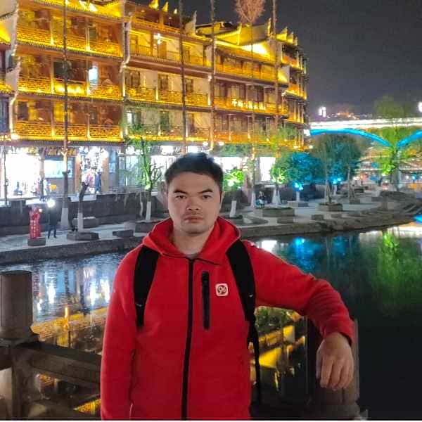 39岁岁广东单身帅哥 - 台湾吉缘网